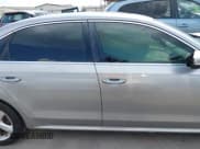 ✅ 2013 Volkswagen Passat SE • VIN: 1VWBP7A30DC144719 • Лот: 42174524. Опубликован ранее на IAAI с пробегом 181 326 миль. Бесплатный доступ к архиву аукционных продаж из США и подробный отчёт об истории автомобиля на DreamBid. Изображение 14.