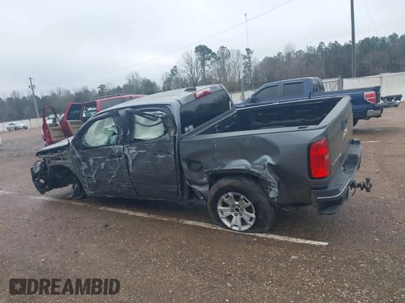 ✅ 2020 Chevrolet Colorado 2WD LT • VIN: 1GCGSCEN9L1123390 • Lot: 41640837. Listed on IAAI with 244,690 mi. Free auction sales archive from the USA and detailed vehicle history report at DreamBid. Image 15.
