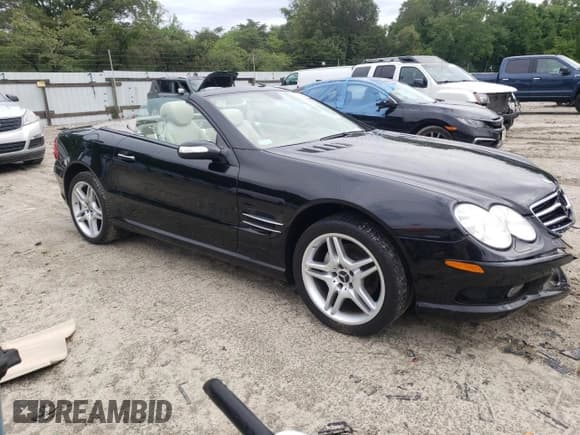 ✅ 2006 Mercedes-Benz SL 500 • VIN: WDBSK75F16F113498 • Lot: 56672655. Wystawiony na Copart z przebiegiem 59 189 mil. Bezpłatny archiwum sprzedaży aukcyjnych z USA i szczegółowy raport historii pojazdu na DreamBid. Zdjęcie 4.