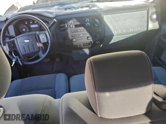 ✅ 2014 Ford F-250 XL • VIN: 1FT7X2AT2EEA27371 • Lot: 94126925. Listed on Copart with 183,353 mi. Free auction sales archive from the USA and detailed vehicle history report at DreamBid. Image 8.