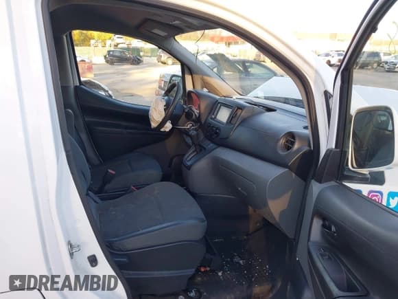 ✅ 2020 Nissan NV200 S • VIN: 3N6CM0KN9LK711300 • Лот: 43631458. Опубликован ранее на IAAI с пробегом 88 634 миль. Бесплатный доступ к архиву аукционных продаж из США и подробный отчёт об истории автомобиля на DreamBid. Изображение 5.