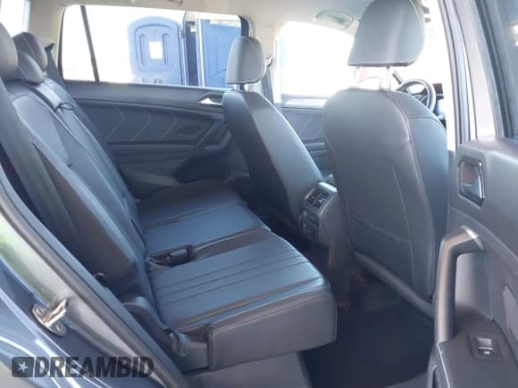 ✅ 2023 Volkswagen Tiguan SE • VIN: 3VV3B7AX5PM120719 • Lot: 43442274. Listed on IAAI with 35,254 mi. Free auction sales archive from the USA and detailed vehicle history report at DreamBid. Image 8.