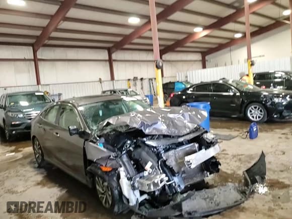 ✅ 2017 Honda Civic EX • VIN: 2HGFC2F7XHH530244 • Лот: 92415955. Опубликован ранее на Copart с пробегом Не указан. Бесплатный доступ к архиву аукционных продаж из США и подробный отчёт об истории автомобиля на DreamBid. Изображение 13.