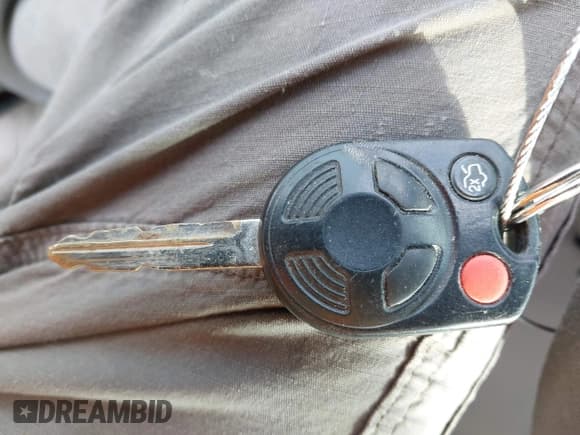 ✅ 2008 Mercury Mariner • VIN: 4M2CU81178KJ15616 • Лот: 42166858. Опубликован ранее на IAAI с пробегом 187 444 миль. Бесплатный доступ к архиву аукционных продаж из США и подробный отчёт об истории автомобиля на DreamBid. Изображение 11.