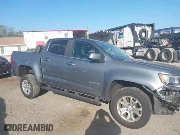 ✅ 2020 Chevrolet Colorado 2WD LT • VIN: 1GCGSCEN5L1114069 • Lot: 41704677. Listed on IAAI with 63,256 mi. Free auction sales archive from the USA and detailed vehicle history report at DreamBid. Image 13.