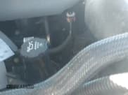 ✅ 2005 Chevrolet Silverado 2500HD LS • VIN: 1GCHK29U65E151661 • Lot: 43589957. Wystawiony na IAAI z przebiegiem 121 533 mil. Bezpłatny archiwum sprzedaży aukcyjnych z USA i szczegółowy raport historii pojazdu na DreamBid. Zdjęcie 19.