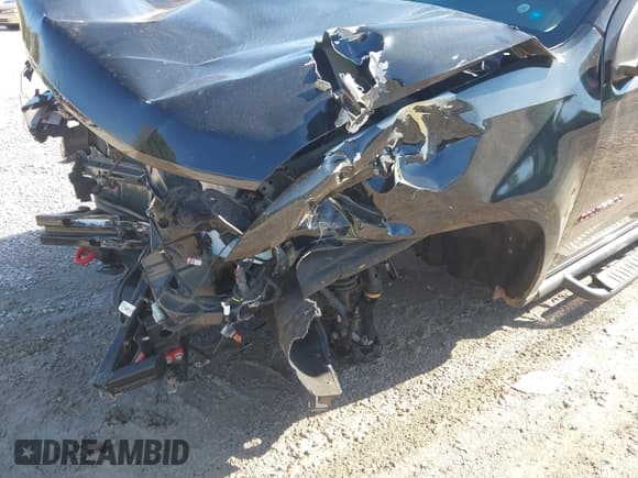 ✅ 2022 Chevrolet Colorado 2WD LT • VIN: 1GCGSCEN4N1109545 • Lot: 43528323. Listed on IAAI with Not provided. Free auction sales archive from the USA and detailed vehicle history report at DreamBid. Image 6.