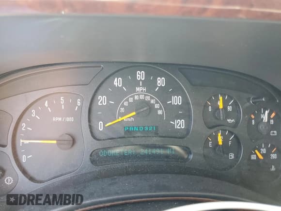 ✅ 2004 Chevrolet Suburban LS • VIN: 3GNEC16Z74G321096 • Лот: 48548765. Опубликован ранее на Copart с пробегом 241 491 миль. Бесплатный доступ к архиву аукционных продаж из США и подробный отчёт об истории автомобиля на DreamBid. Изображение 9.