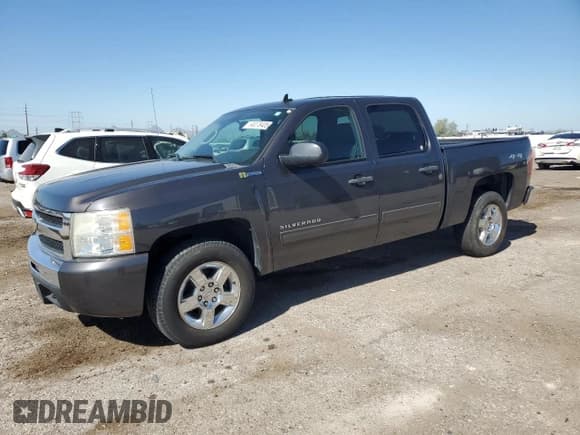 ✅ 2011 Chevrolet Silverado 1500 1HY • VIN: 3GCUKUEJXBG124294 • Lot: 90078405. Listed on Copart with 172,125 mi. Free auction sales archive from the USA and detailed vehicle history report at DreamBid. Image 1.