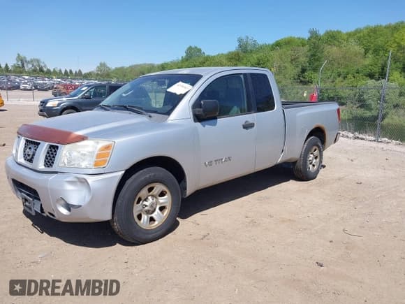 ✅ 2005 Nissan Titan XE • VIN: 1N6BA06A25N569851 • Lot: 42300307. Listed on IAAI with 146,770 mi. Free auction sales archive from the USA and detailed vehicle history report at DreamBid. Image 2.