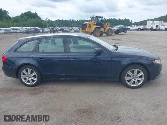 ✅ 2011 Audi A4 Premium • VIN: WAUSFAFL2BA053226 • Лот: 42685535. Опубликован ранее на IAAI с пробегом 157 883 миль. Бесплатный доступ к архиву аукционных продаж из США и подробный отчёт об истории автомобиля на DreamBid. Изображение 13.