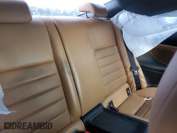 ✅ 2015 Lexus RC 350 F Sport • VIN: JTHSE5BC8F5003768 • Lot: 70042805. Listed on Copart with 167,302 mi. Free auction sales archive from the USA and detailed vehicle history report at DreamBid. Image 10.