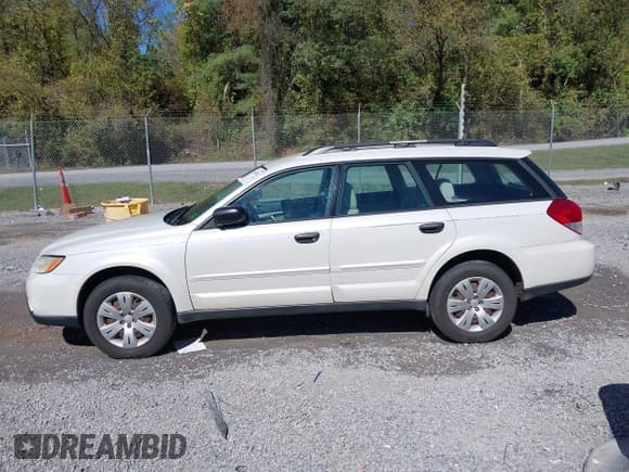 ✅ 2009 Subaru Outback • VIN: 4S4BP60C396325281 • Lot: 43366051. Listed on IAAI with 175,731 mi. Free auction sales archive from the USA and detailed vehicle history report at DreamBid. Image 14.