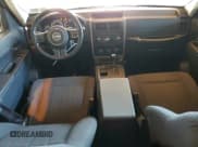 ✅ 2011 Jeep Liberty Sport Jet • VIN: 1J4PN2GK6BW542751 • Lot: 66567455. Wystawiony na Copart z przebiegiem 186 713 mil. Bezpłatny archiwum sprzedaży aukcyjnych z USA i szczegółowy raport historii pojazdu na DreamBid. Zdjęcie 8.