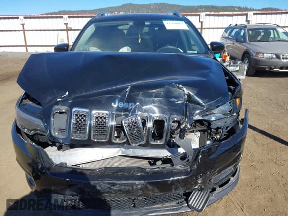 ✅ 2019 Jeep Cherokee Latitude Plus • VIN: 1C4PJMLB3KD315371 • Lot: 43398857. Listed on IAAI with 44,725 mi. Free auction sales archive from the USA and detailed vehicle history report at DreamBid. Image 12.