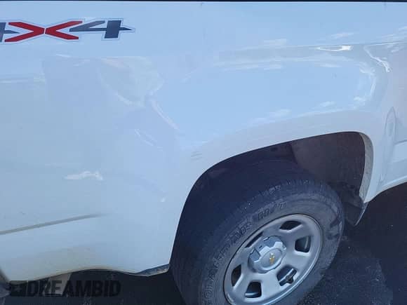 2022 Chevrolet Colorado 4WD Work Truck z VIN 1GCHTBEA7N1308582, wystawiony jako IAAI lot #43600269 z przebiegiem 79 030 mil mil oraz . Historia ofert i sprzedaży dostępna na DreamBid. Obrazek 18.