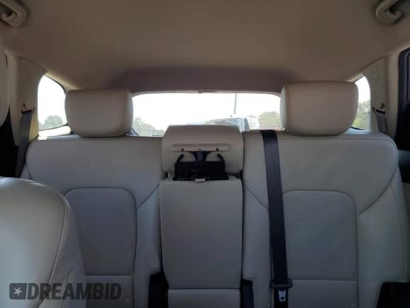 2017 Hyundai Santa Fe SE z VIN KM8SN4HF1HU236523, wystawiony jako Copart lot #80639605 z przebiegiem Nie podano mil oraz Szkoda całkowita • Salvage title. Historia ofert i sprzedaży dostępna na DreamBid. Obrazek 10.