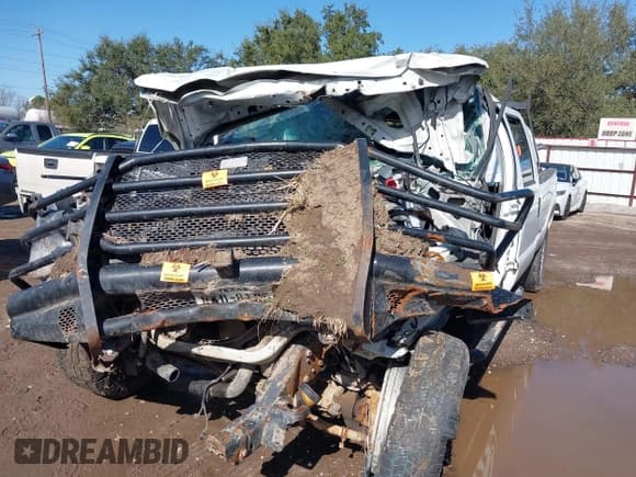 ✅ 2011 Ford F-250 XL • VIN: 1FT7W2BT8BEA58816 • Лот: 41430530. Опубликован ранее на IAAI с пробегом Не указан. Бесплатный доступ к архиву аукционных продаж из США и подробный отчёт об истории автомобиля на DreamBid. Изображение 6.