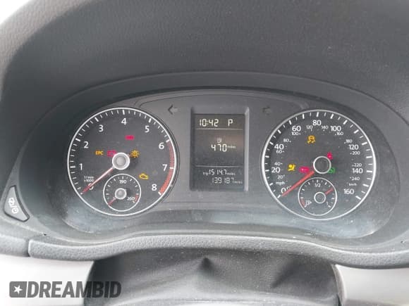 ✅ 2014 Volkswagen Passat S • VIN: 1VWAT7A37EC109457 • Lot: 42688998. Wystawiony na IAAI z przebiegiem 139 187 mil. Bezpłatny archiwum sprzedaży aukcyjnych z USA i szczegółowy raport historii pojazdu na DreamBid. Zdjęcie 7.