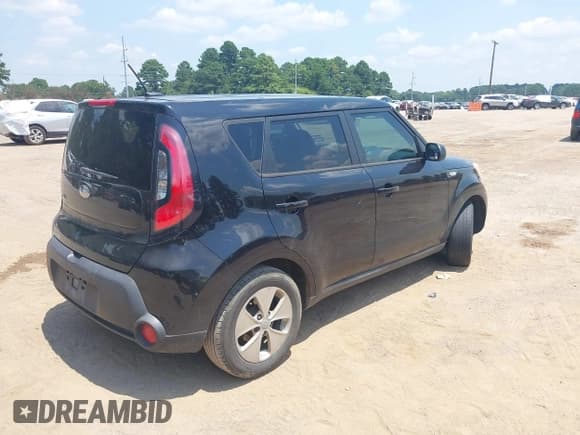 ✅ 2014 Kia Soul • VIN: KNDJN2A2XE7011961 • Lot: 42923483. Listed on IAAI with 209,014 mi. Free auction sales archive from the USA and detailed vehicle history report at DreamBid. Image 4.