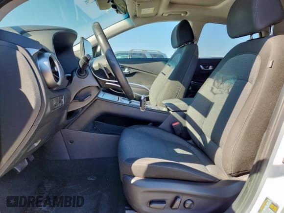 ✅ 2023 Hyundai Kona SEL • VIN: KM8K33AG2PU193120 • Lot: 91647305. Listed on Copart with 94,374 mi. Free auction sales archive from the USA and detailed vehicle history report at DreamBid. Image 7.