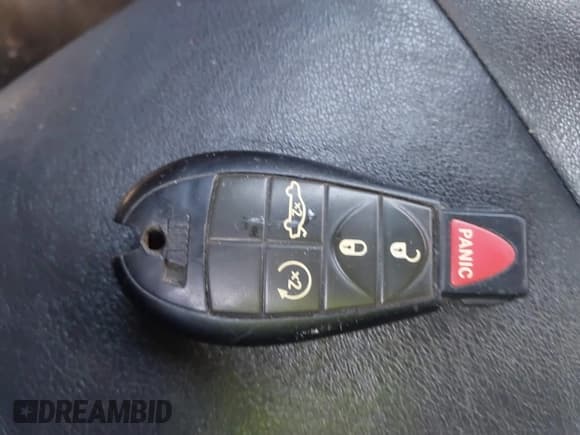 ✅ 2012 Dodge Challenger R/T Plus • VIN: 2C3CDYBT5CH101238 • Lot: 41335464. Wystawiony na IAAI z przebiegiem 133 035 mil. Bezpłatny archiwum sprzedaży aukcyjnych z USA i szczegółowy raport historii pojazdu na DreamBid. Zdjęcie 11.