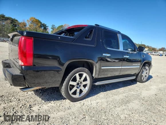 ✅ 2007 Cadillac Escalade EXT • VIN: 3GYFK62847G299325 • Лот: 91079205. Опубликован ранее на Copart с пробегом 175 176 миль. Бесплатный доступ к архиву аукционных продаж из США и подробный отчёт об истории автомобиля на DreamBid. Изображение 3.