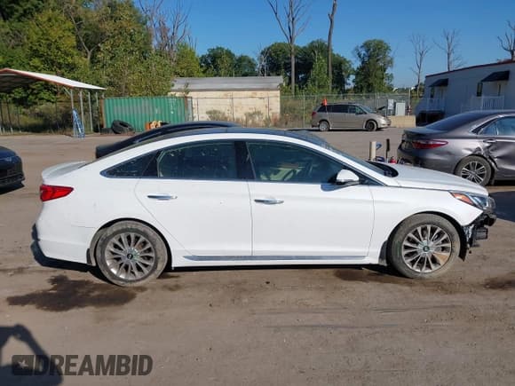 ✅ 2015 Hyundai Sonata Limited • VIN: 5NPE34AFXFH179067 • Лот: 43375195. Опубликован ранее на IAAI с пробегом 95 986 миль. Бесплатный доступ к архиву аукционных продаж из США и подробный отчёт об истории автомобиля на DreamBid. Изображение 13.