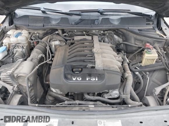 ✅ 2012 Volkswagen Touareg Lux • VIN: WVGEF9BP5CD010017 • Lot: 42374163. Listed on IAAI with 183,950 mi. Free auction sales archive from the USA and detailed vehicle history report at DreamBid. Image 10.