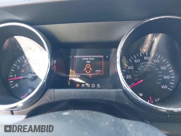 ✅ 2016 Ford Mustang V6 • VIN: 1FA6P8AM0G5210574 • Lot: 42259241. Listed on IAAI with 170,162 mi. Free auction sales archive from the USA and detailed vehicle history report at DreamBid. Image 7.