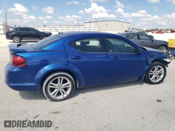 ✅ 2012 Dodge Avenger SE V6 • VIN: 1C3CDZAG8CN290923 • Лот: 71424794. Опубликован ранее на Copart с пробегом 136 054 миль. Бесплатный доступ к архиву аукционных продаж из США и подробный отчёт об истории автомобиля на DreamBid. Изображение 3.