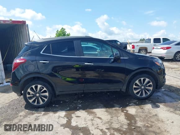 ✅ 2022 Buick Encore Preferred • VIN: KL4CJESM4NB517010 • Lot: 42482268. Wystawiony na IAAI z przebiegiem 70 348 mil. Bezpłatny archiwum sprzedaży aukcyjnych z USA i szczegółowy raport historii pojazdu na DreamBid. Zdjęcie 13.