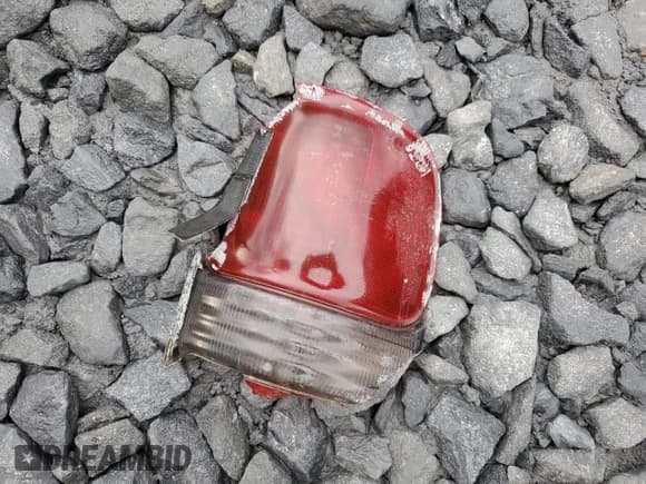 ✅ 2002 Dodge 2500 • VIN: 3B7KF23Z52M267163 • Lot: 90818305. Listed on Copart with 170,000 mi. Free auction sales archive from the USA and detailed vehicle history report at DreamBid. Image 12.