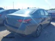 ✅ 2023 Nissan Versa SV • VIN: 3N1CN8EV7PL839967 • Lot: 43186680. Wystawiony na IAAI z przebiegiem 26 622 mil. Bezpłatny archiwum sprzedaży aukcyjnych z USA i szczegółowy raport historii pojazdu na DreamBid. Zdjęcie 4.