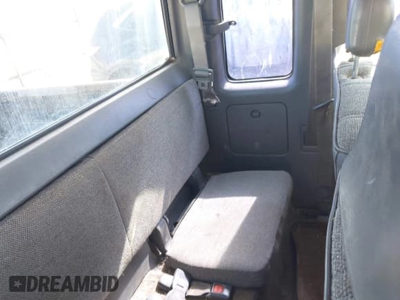 ✅ 1989 Toyota Pickup DLX • VIN: JT4VN13D2K0009698 • Lot: 42643012. Wystawiony na IAAI z przebiegiem 293 029 mil. Bezpłatny archiwum sprzedaży aukcyjnych z USA i szczegółowy raport historii pojazdu na DreamBid. Zdjęcie 8.