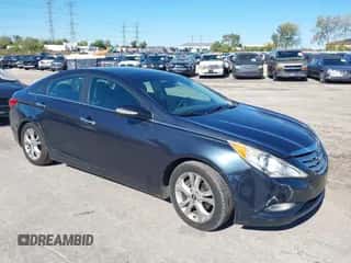 2012 Hyundai Sonata SE z VIN 5NPEC4AC3CH333667, wystawiony jako IAAI lot #43502243 z przebiegiem 190 596 mil mil oraz . Historia ofert i sprzedaży dostępna na DreamBid. Obrazek 1.