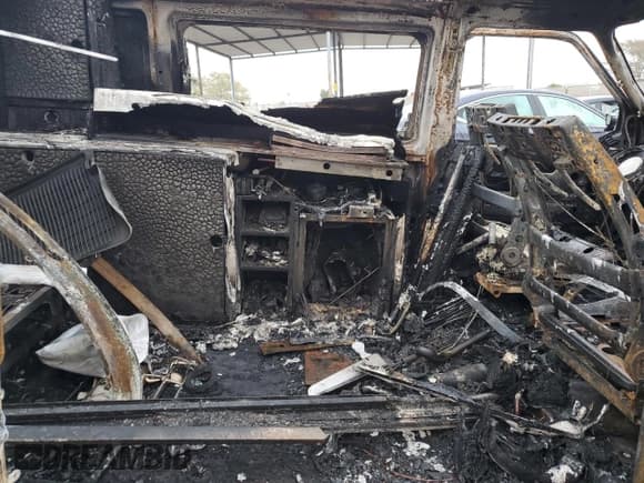 ✅ 1997 Volkswagen EuroVan CV • VIN: WV2EH8704VH145152 • Lot: 44082025. Listed on Copart with Not provided. Free auction sales archive from the USA and detailed vehicle history report at DreamBid. Image 10.