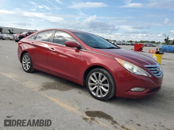 ✅ 2013 Hyundai Sonata SE • VIN: 5NPEC4AC1DH573589 • Lot: 74302984. Listed on Copart with 132,069 mi. Free auction sales archive from the USA and detailed vehicle history report at DreamBid. Image 4.