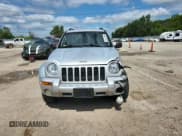 ✅ 2004 Jeep Liberty Limited • VIN: 1J4GL58K44W132894 • Lot: 69481155. Listed on Copart with 155,269 mi. Free auction sales archive from the USA and detailed vehicle history report at DreamBid. Image 5.