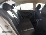 ✅ 2014 Volkswagen Jetta • VIN: 3VW1K7AJ7EM426719 • Lot: 41473658. Wystawiony na IAAI z przebiegiem 142 373 mil. Bezpłatny archiwum sprzedaży aukcyjnych z USA i szczegółowy raport historii pojazdu na DreamBid. Zdjęcie 8.