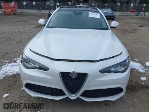 ✅ 2018 Alfa Romeo Giulia Ti Sport • VIN: ZARFAEEN4J7575502 • Лот: 41506566. Опубликован ранее на IAAI с пробегом 85 786 миль. Бесплатный доступ к архиву аукционных продаж из США и подробный отчёт об истории автомобиля на DreamBid. Изображение 12.
