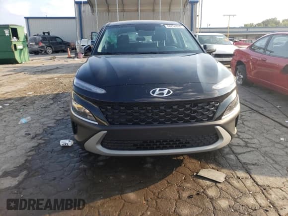 ✅ 2022 Hyundai Kona SE • VIN: KM8K22AB6NU762923 • Лот: 68256214. Опубликован ранее на Copart с пробегом 25 053 миль. Бесплатный доступ к архиву аукционных продаж из США и подробный отчёт об истории автомобиля на DreamBid. Изображение 5.