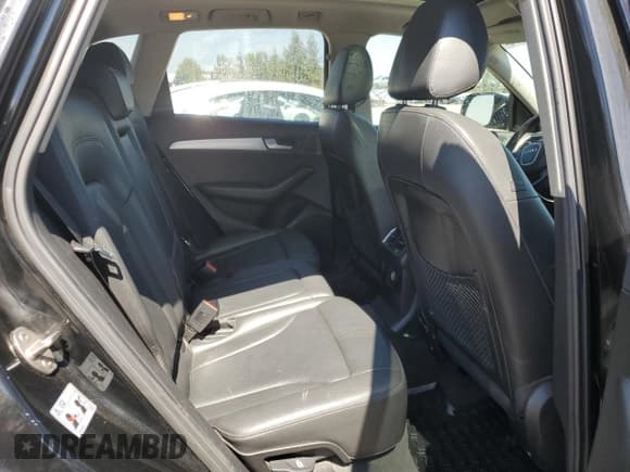 ✅ 2012 Audi Q5 Progressiv • VIN: WA1LFCFP6CA138524 • Лот: 70688375. Опубликован ранее на Copart с пробегом 273 236 миль. Бесплатный доступ к архиву аукционных продаж из США и подробный отчёт об истории автомобиля на DreamBid. Изображение 11.