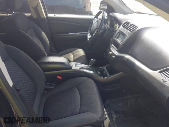 2018 Dodge Journey SE с VIN 3C4PDCAB8JT519404, выставлен на аукционе IAAI как лот 43161830 с пробегом 171 704 миль миль и . История ставок и продаж доступна на DreamBid. Изображение 5.