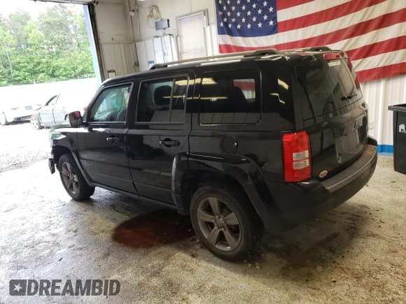 ✅ 2017 Jeep Patriot Sport SE • VIN: 1C4NJPBA9HD120370 • Лот: 59902625. Опубликован ранее на Copart с пробегом 99 447 миль. Бесплатный доступ к архиву аукционных продаж из США и подробный отчёт об истории автомобиля на DreamBid. Изображение 2.