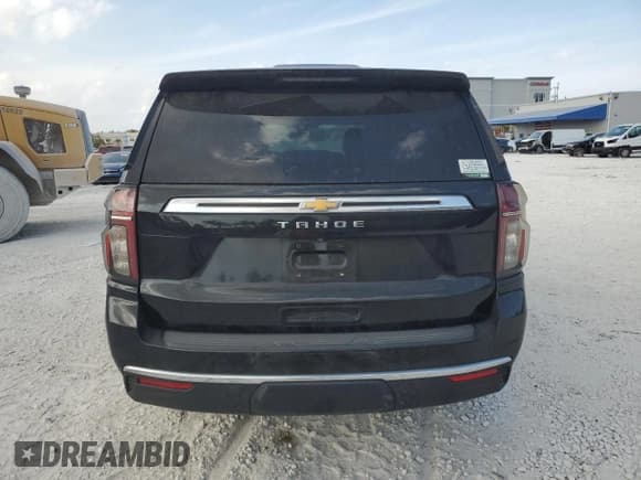✅ 2021 Chevrolet Tahoe LS • VIN: 1GNSCMKD4MR299752 • Lot: 50038445. Wystawiony na Copart z przebiegiem 69 349 mil. Bezpłatny archiwum sprzedaży aukcyjnych z USA i szczegółowy raport historii pojazdu na DreamBid. Zdjęcie 6.