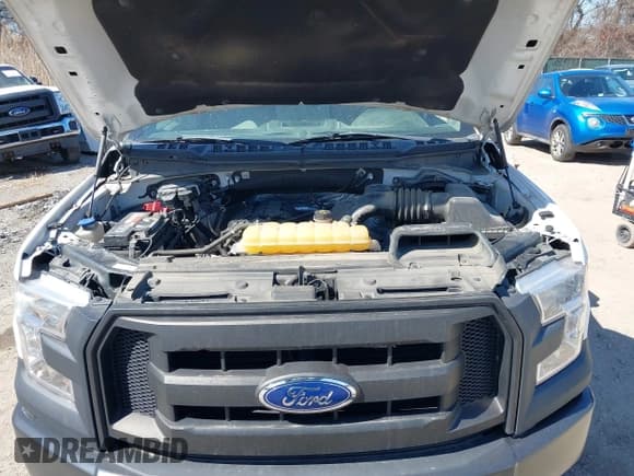 ✅ 2017 Ford F-150 XL • VIN: 1FTMF1E83HKD51909 • Lot: 41757955. Listed on IAAI with 173,752 mi. Free auction sales archive from the USA and detailed vehicle history report at DreamBid. Image 9.