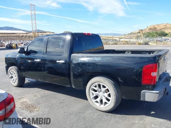 ✅ 2010 Chevrolet Silverado 1500 LTZ • VIN: 3GCRCTE08AG145163 • Lot: 40663859. Listed on IAAI with 139,046 mi. Free auction sales archive from the USA and detailed vehicle history report at DreamBid. Image 14.