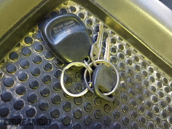 ✅ 1999 GMC Sierra 1500 SLE • VIN: 1GTEK19T8XZ512050 • Лот: 41663198. Опубликован ранее на IAAI с пробегом 183 266 миль. Бесплатный доступ к архиву аукционных продаж из США и подробный отчёт об истории автомобиля на DreamBid. Изображение 11.