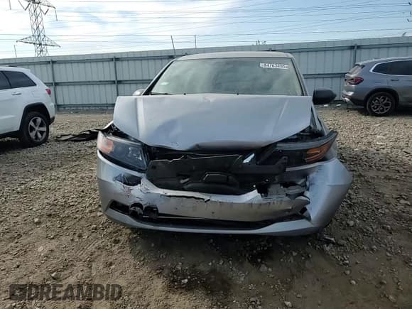 ✅ 2016 Honda Odyssey LX • VIN: 5FNRL5H23GB151203 • Лот: 84763495. Опубликован ранее на Copart с пробегом 86 787 миль. Бесплатный доступ к архиву аукционных продаж из США и подробный отчёт об истории автомобиля на DreamBid. Изображение 14.